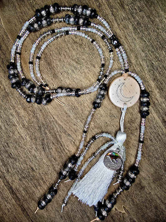 Selene Talisman | Lunar Reflection & Quiet Illumination